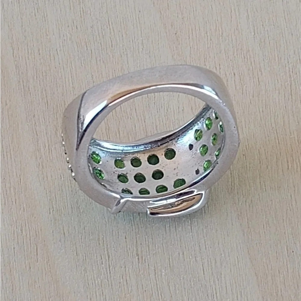 Sterling silver green chrome diopside buckle ring